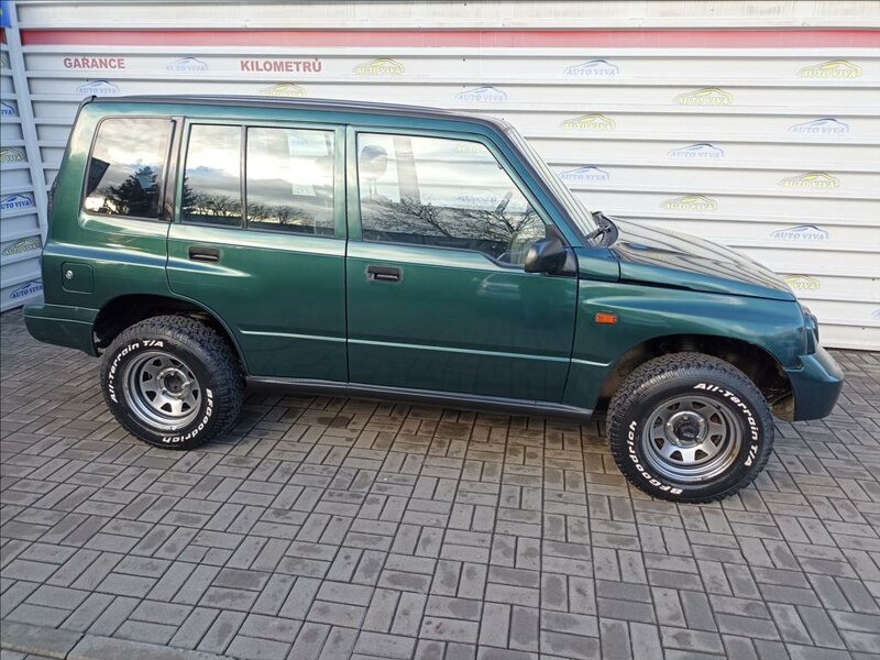 Suzuki - Vitara - 1,6 HDi 4x4 ČR, Klimatizace