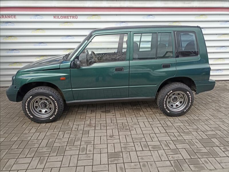 Suzuki - Vitara - 1,6 HDi 4x4 ČR, Klimatizace