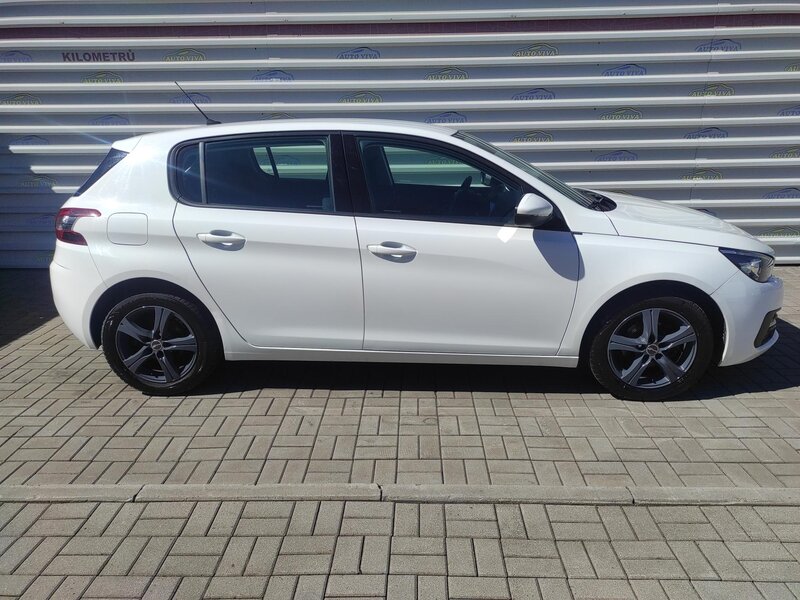 Peugeot - 308 - 1,2 PureTech 81kw,Po SERVISU!!