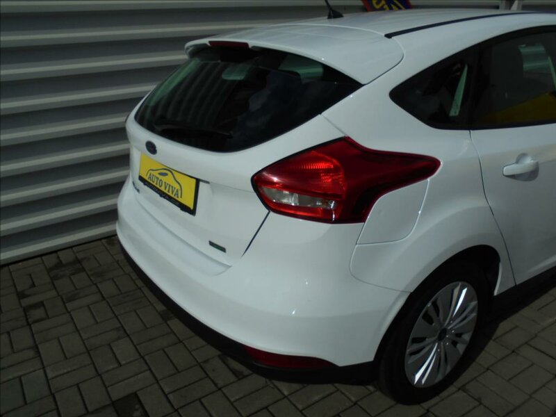 Ford - Focus - 1,0 i EcoBoost TREND,ČR,Servis