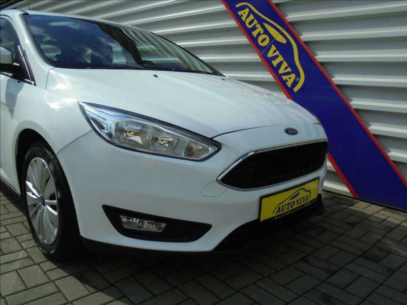 Ford - Focus - 1,0 i EcoBoost TREND,ČR,Servis