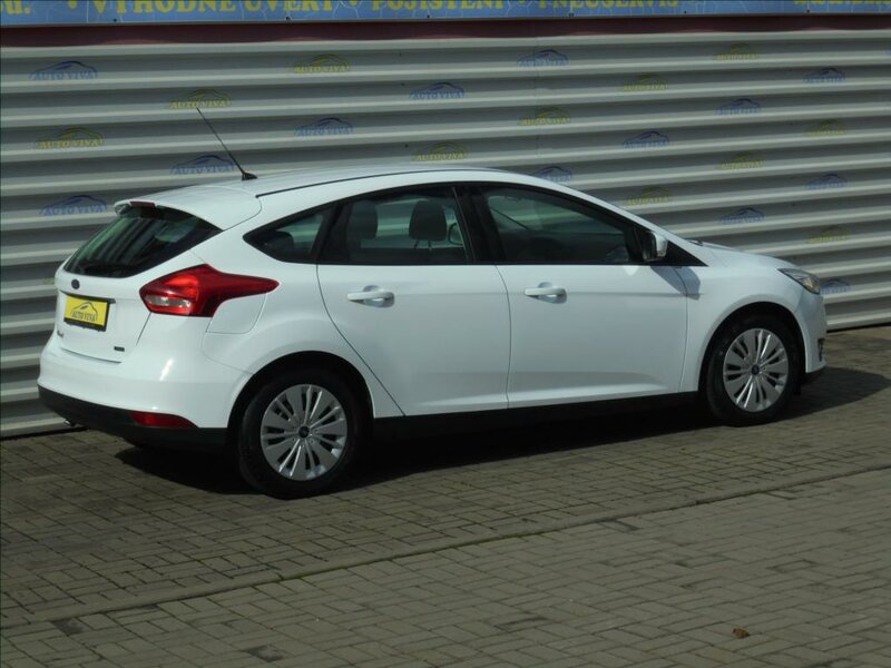 Ford - Focus - 1,0 i EcoBoost TREND,ČR,Servis