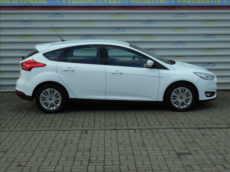 Ford - Focus - 1,0 i EcoBoost TREND,ČR,Servis