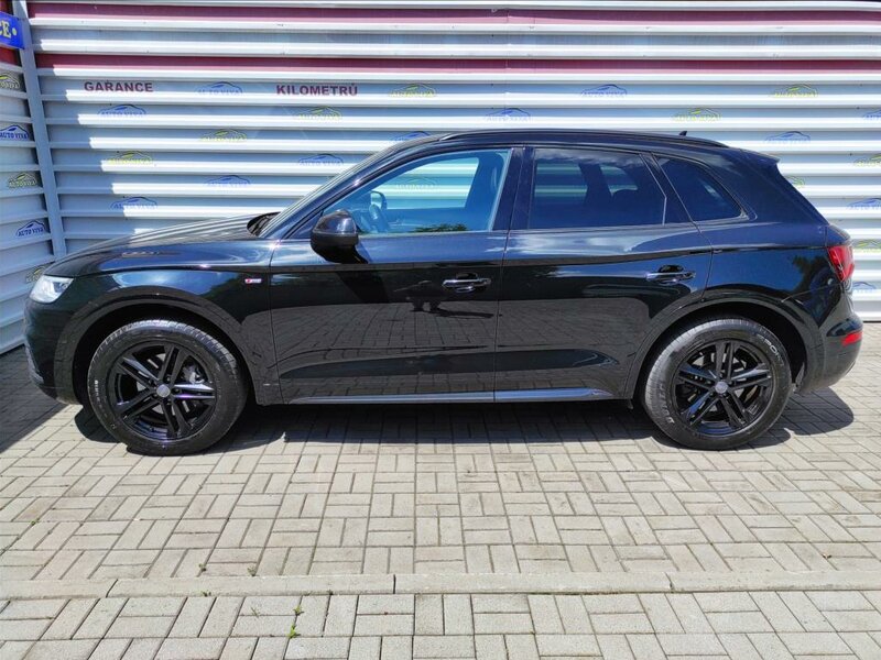 Audi - Q5 - 2,0 TDi 4x4,S-line Black,Sport