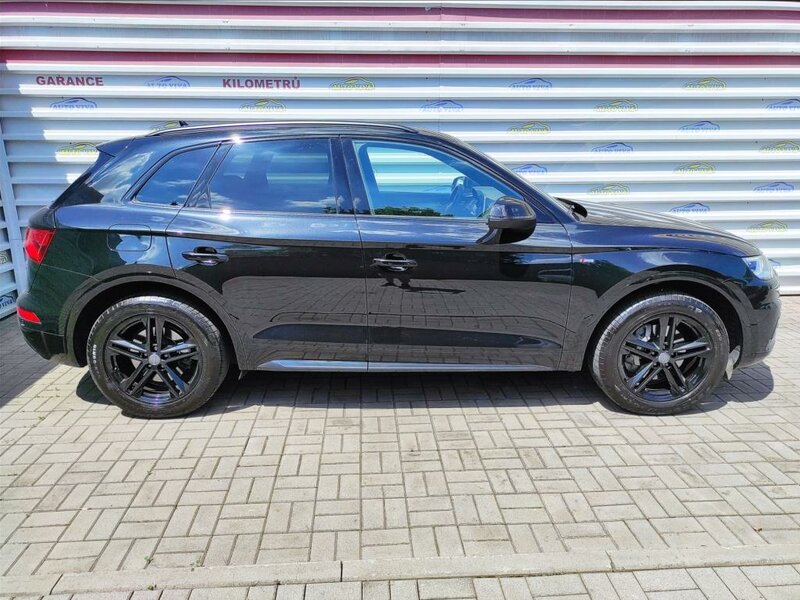 Audi - Q5 - 2,0 TDi 4x4,S-line Black,Sport