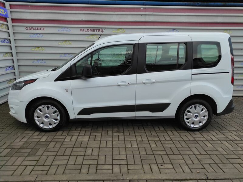 Ford - Tourneo Connect - 1,5 TDCi Trend,ČR,1Maj,Temp.