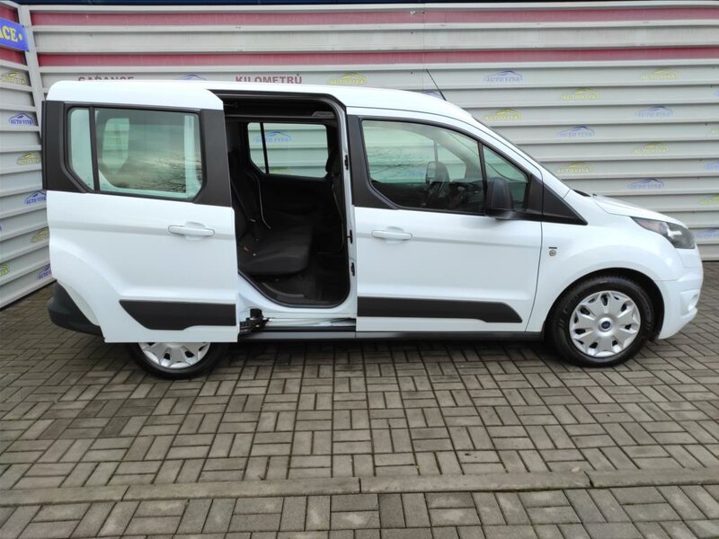 Ford - Tourneo Connect - 1,5 TDCi Trend,ČR,1Maj,Temp.