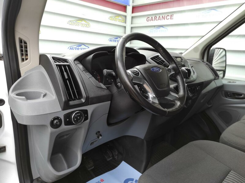 Ford - Transit - 2,0TDCi 9 míst, L2,ČR,Tažné