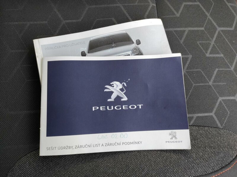 Peugeot - Partner Tepee - 1,6BlueHDi Top KM,ACTIVE,ČR