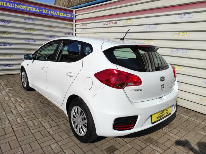 Kia - Ceed - 1,4 CRDi ČR, Top KM!!
