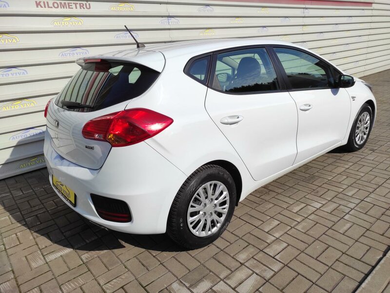 Kia - Ceed - 1,4 CRDi ČR, Top KM!!