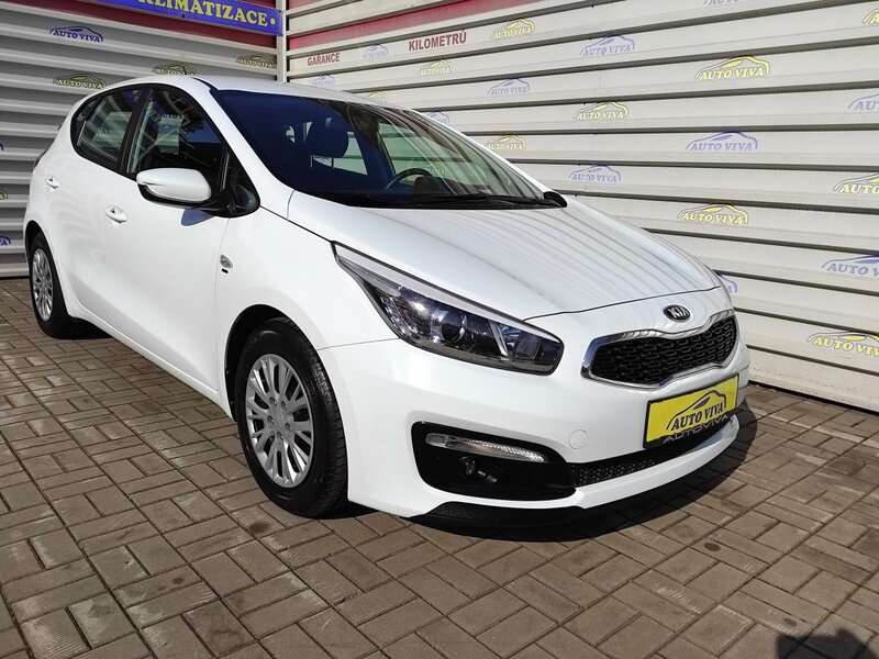 Kia - Ceed - 1,4 CRDi ČR, Top KM!!