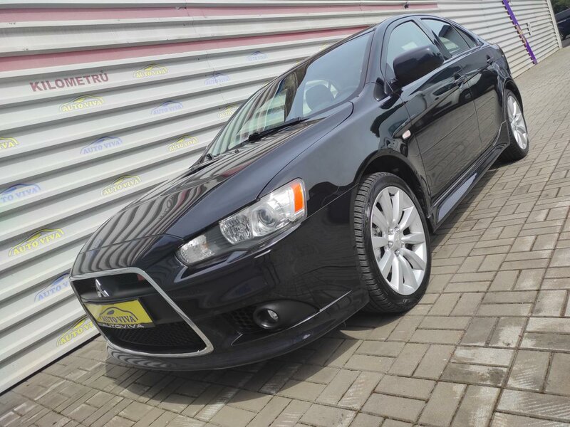 Mitsubishi - Lancer - 2,0MIVEC Turbo RALLIART, 4x4