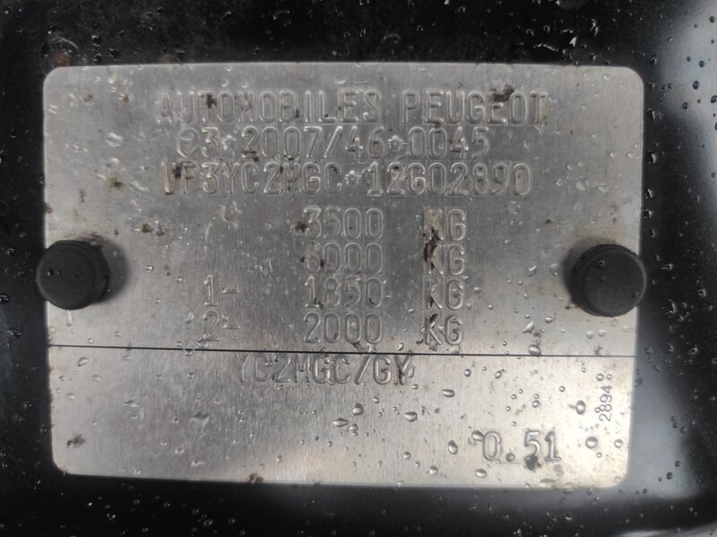 Peugeot - Boxer - 2,0BlueHDi 7 míst,valník,L3,ČR Peugeot - Boxer - 2,0BlueHDi 7 míst,valník,L3,ČR