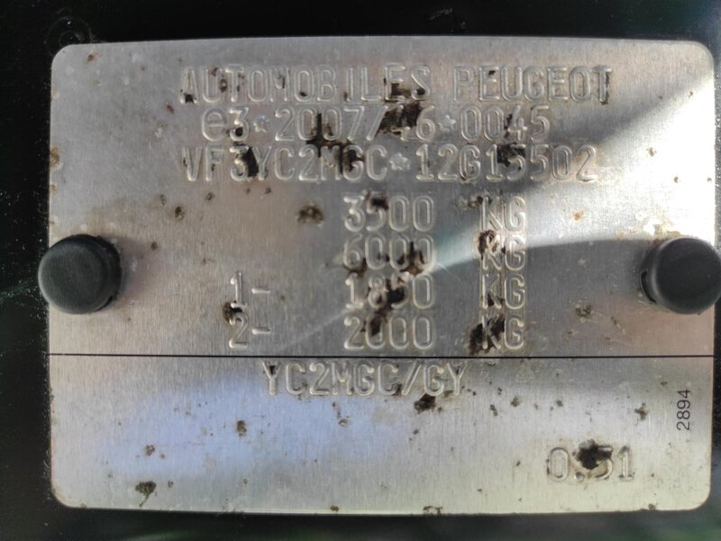 Peugeot - Boxer - 2,0BlueHDi 7 míst,valník,L3,ČR Peugeot - Boxer - 2,0BlueHDi 7 míst,valník,L3,ČR