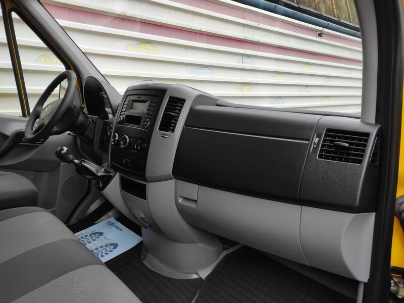 Volkswagen - Crafter - 2,0TDi 100kw, ČR, Tažné