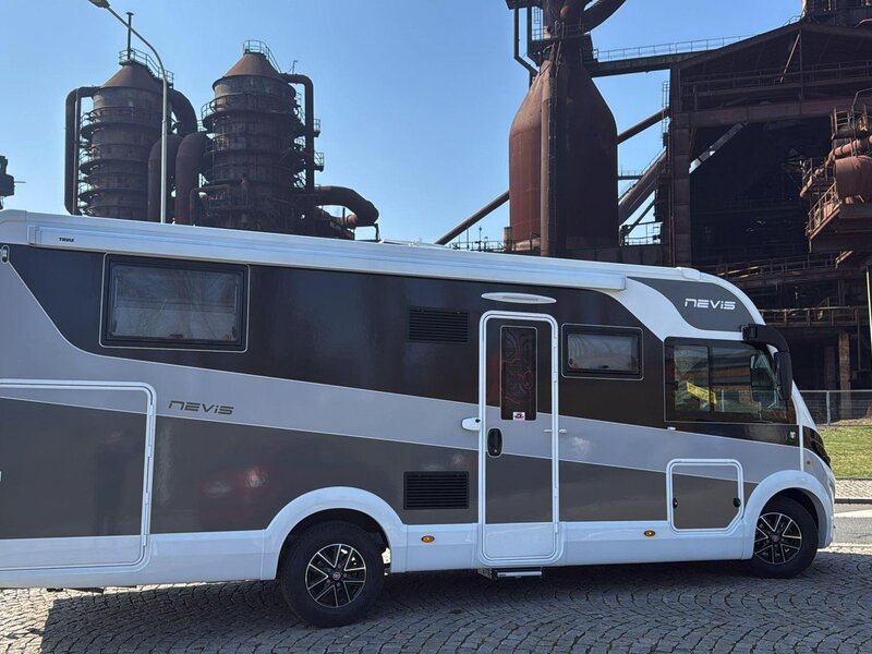 McLouis - Ostatní - NEVIS 870 ČR, AUTOMAT!