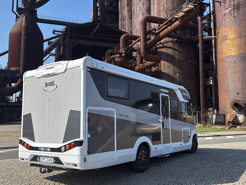 McLouis - Ostatní - NEVIS 870 ČR, AUTOMAT!