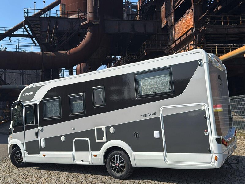 McLouis - Ostatní - NEVIS 870 ČR, AUTOMAT!