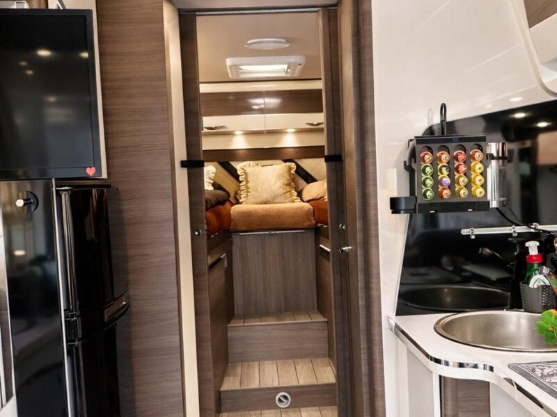 McLouis - Ostatní - NEVIS 870 ČR, AUTOMAT!