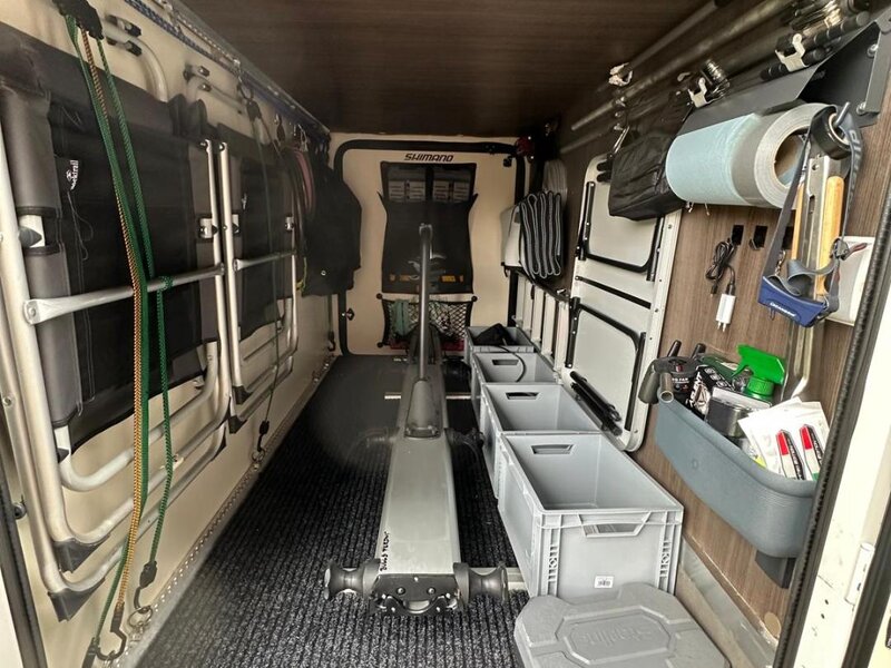 McLouis - Ostatní - NEVIS 870 ČR, AUTOMAT!