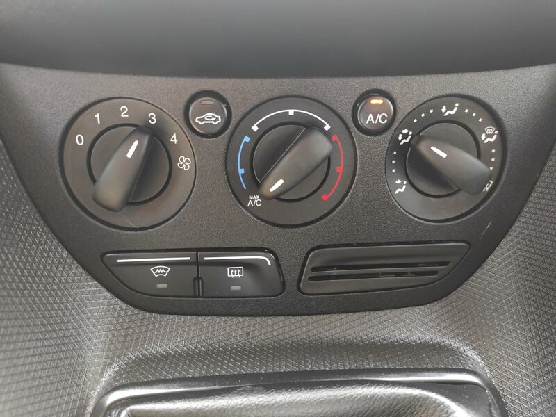 Ford - Transit Connect - 1,5TDCi Trend, ČR, 1 majitel