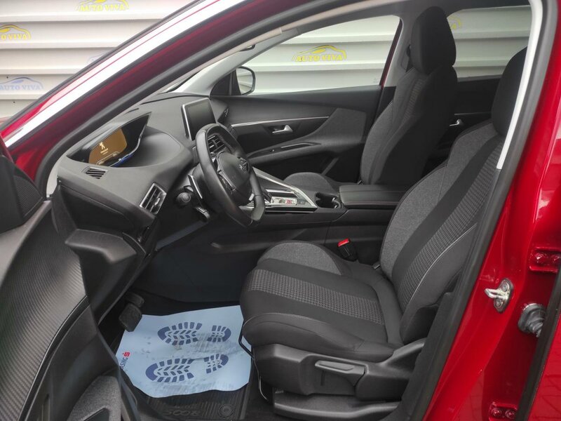 Peugeot - 5008 - 1,2PureTech 7 míst, AT, TOP KM