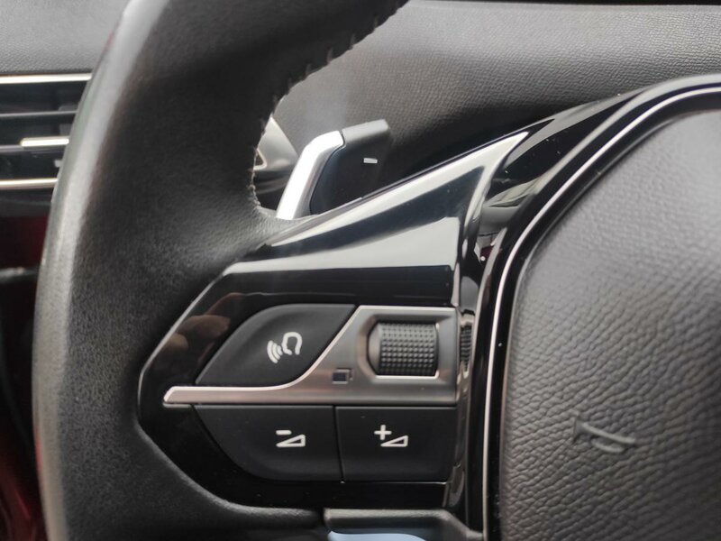 Peugeot - 5008 - 1,2PureTech 7 míst, AT, TOP KM