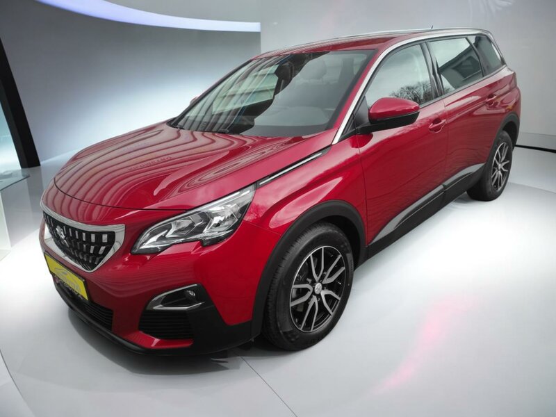 Peugeot - 5008 - 1,2PureTech 7 míst, AT, TOP KM