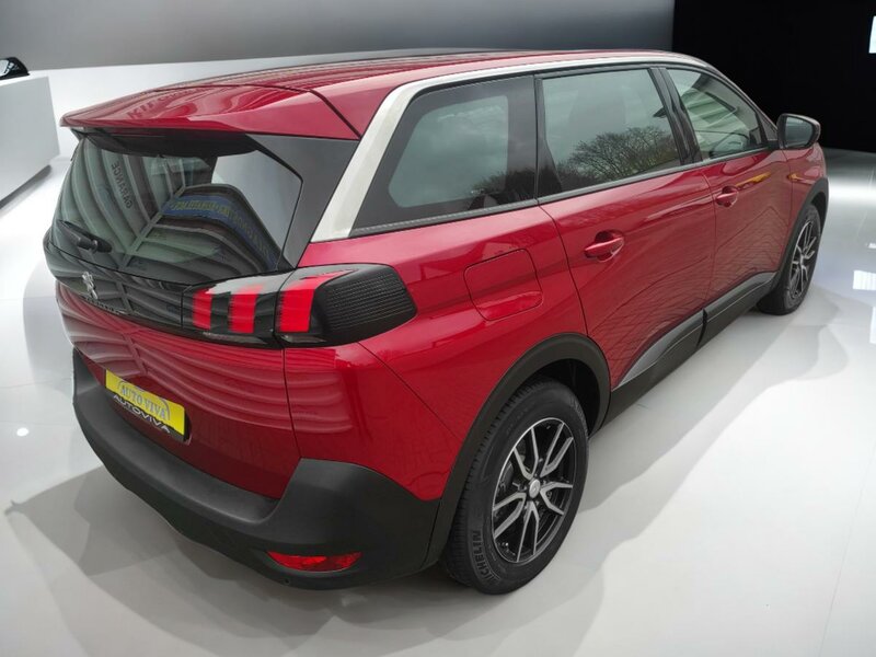 Peugeot - 5008 - 1,2PureTech 7 míst, AT, TOP KM