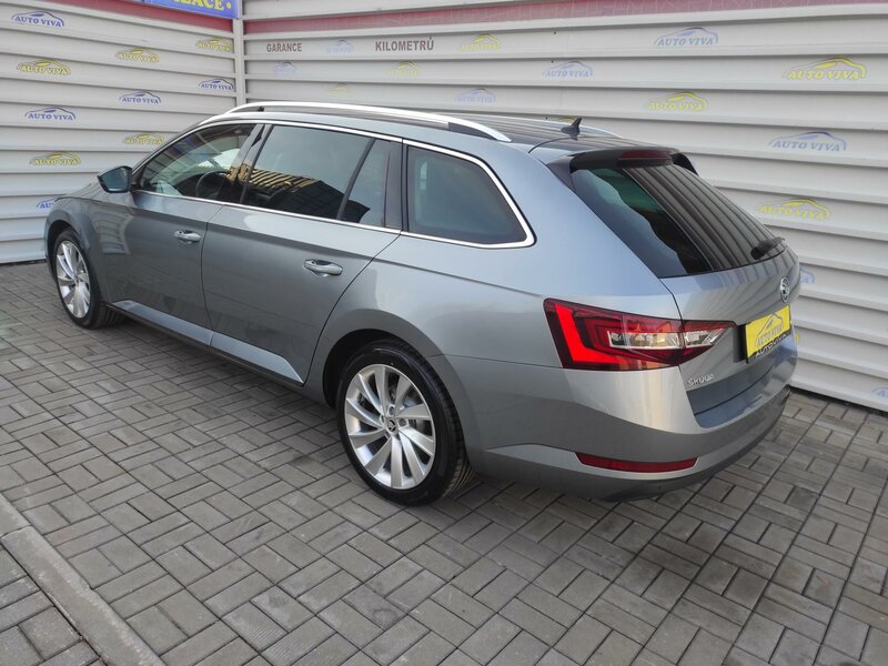 Škoda - Superb - 2,0TDi 110kW, DSG, STYLE, ČR