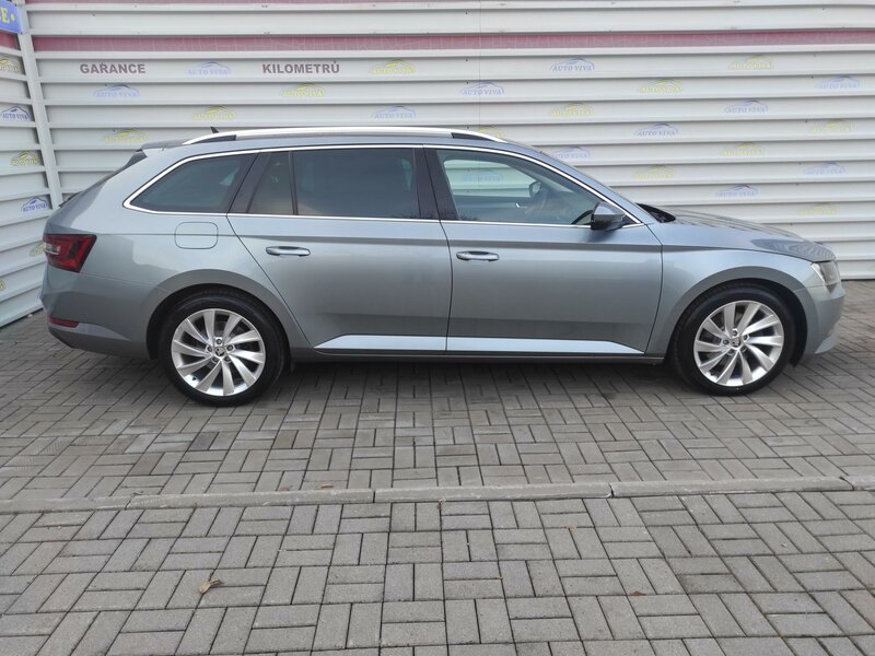 Škoda - Superb - 2,0TDi 110kW, DSG, STYLE, ČR