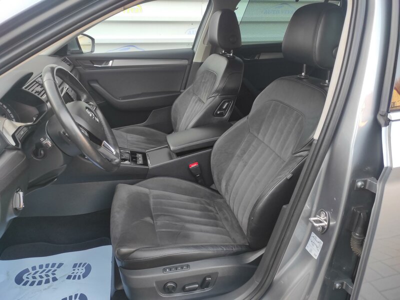 Škoda - Superb - 2,0TDi 110kW, DSG, STYLE, ČR