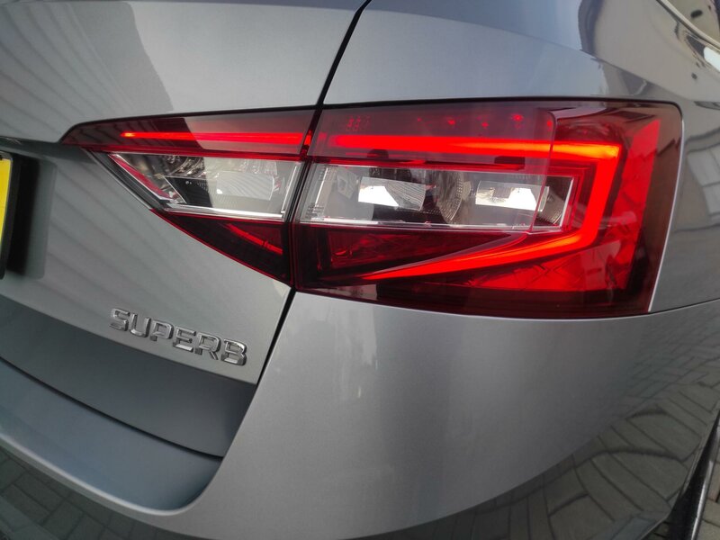Škoda - Superb - 2,0TDi 110kW, DSG, STYLE, ČR