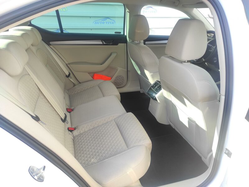 Škoda - Superb - 1,8TSi 132kW, DSG, ČR