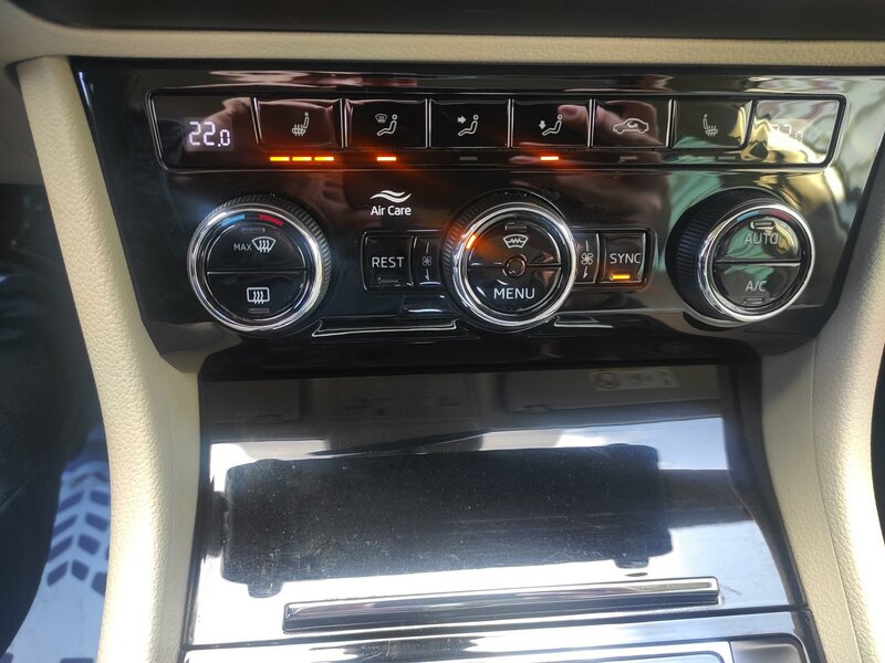 Škoda - Superb - 1,8TSi 132kW, DSG, ČR