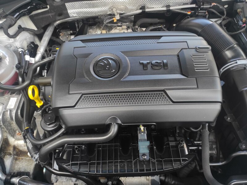 Škoda - Superb - 1,8TSi 132kW, DSG, ČR