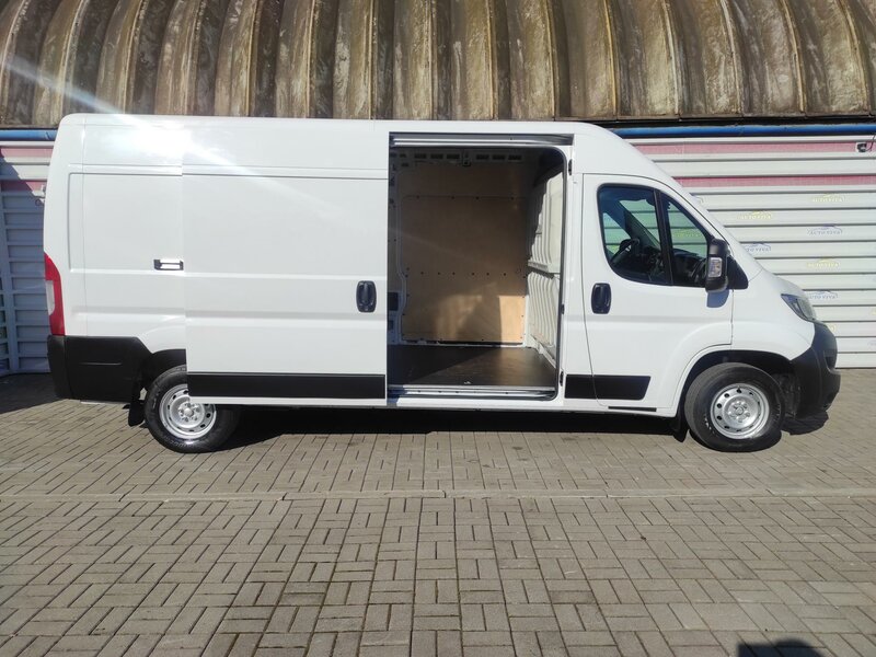 Citroën - Jumper - 2,2BlueHDi L3H2 PLUS,ČR,1. Maj