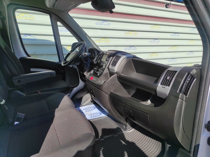 Citroën - Jumper - 2,2BlueHDi L3H2 PLUS,ČR,1. Maj
