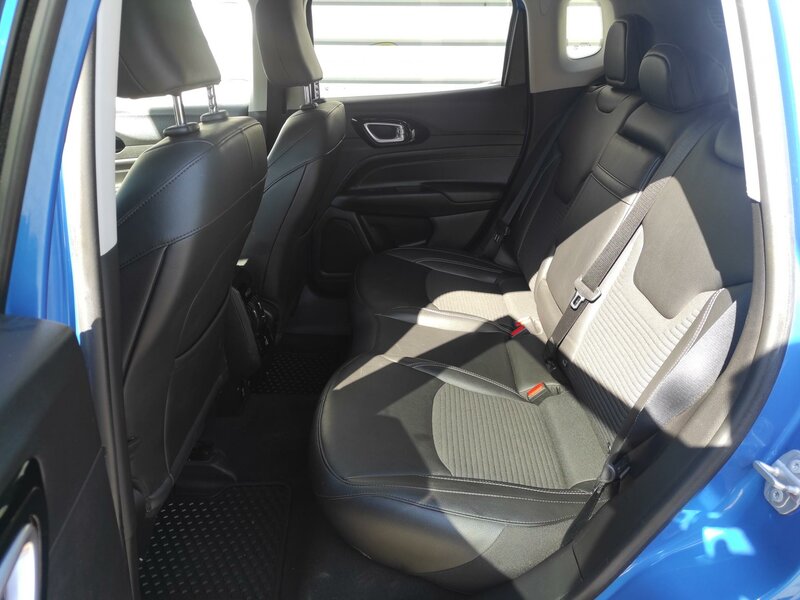 Jeep - Compass - 1,3GSE DDCT AT, LIMITED, ČR