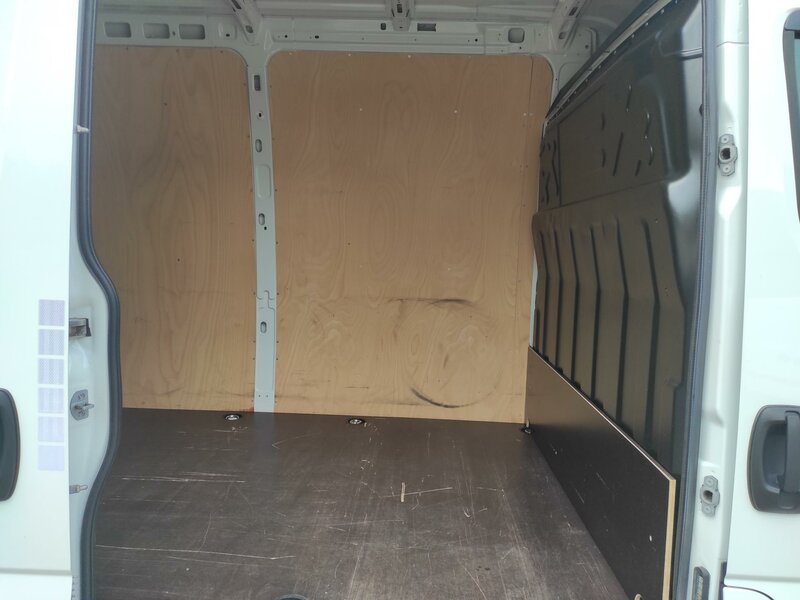Iveco - Daily - 35S16V 4100mm H2 MAXI, ČR