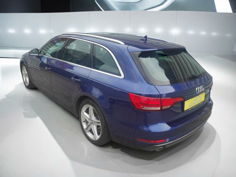 Audi - A4 - 2,0TDI S-Line, 140kw, Automat