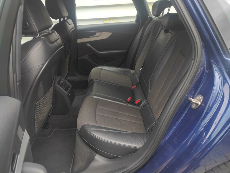 Audi - A4 - 2,0TDI S-Line, 140kw, Automat