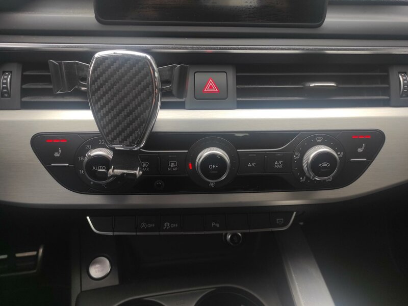 Audi - A4 - 2,0TDI S-Line, 140kw, Automat