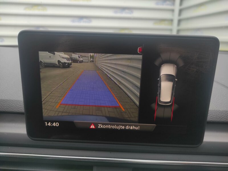 Audi - A4 - 2,0TDI S-Line, 140kw, Automat