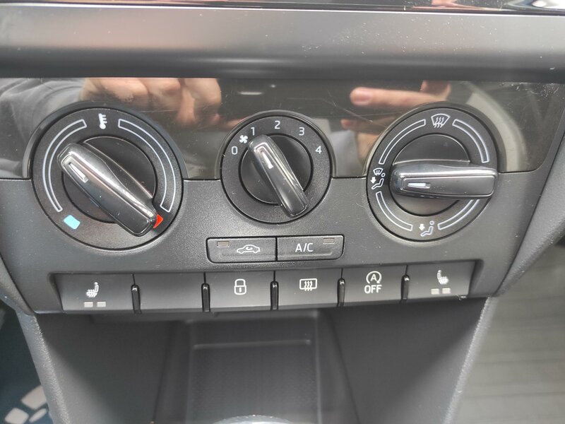 Škoda - Rapid - 1,0TSi 81kw DSG, ČR