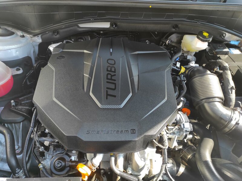 Hyundai - Santa Fe - 2,2CRDi 4x4, AT, 7 míst, Style