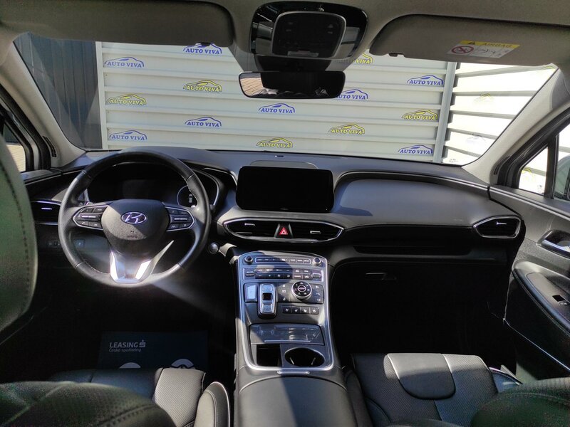 Hyundai - Santa Fe - 2,2CRDi 4x4, AT, 7 míst, Style