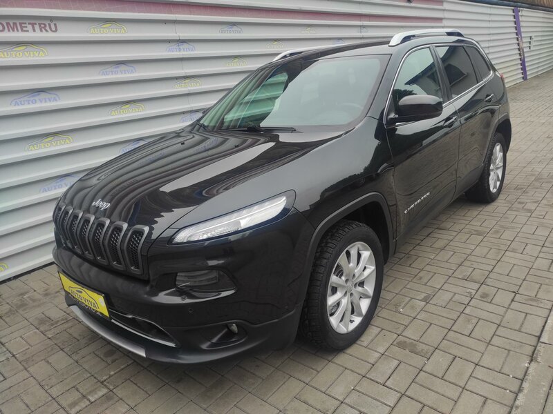 Jeep - Cherokee - 2,2M-Jet 4x4, AT, NAVI, Tažné!