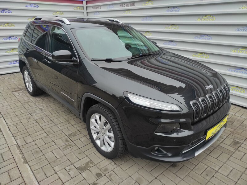 Jeep - Cherokee - 2,2M-Jet 4x4, AT, NAVI, Tažné!